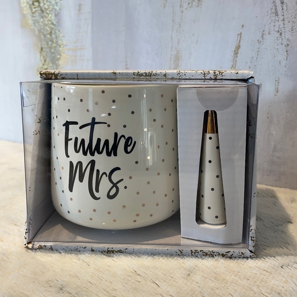 Mug and Ring Holder Set from Coco + Lola 💍